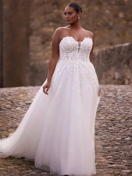 tres chic bridal